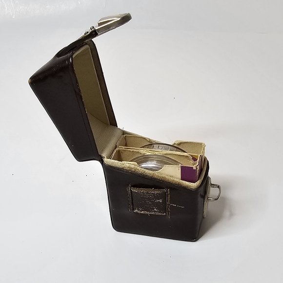 Kodak A.G. lens filters and case UV FVII/32 -oL and Yellow FII/32 -1L=2x - Picture 5 of 5